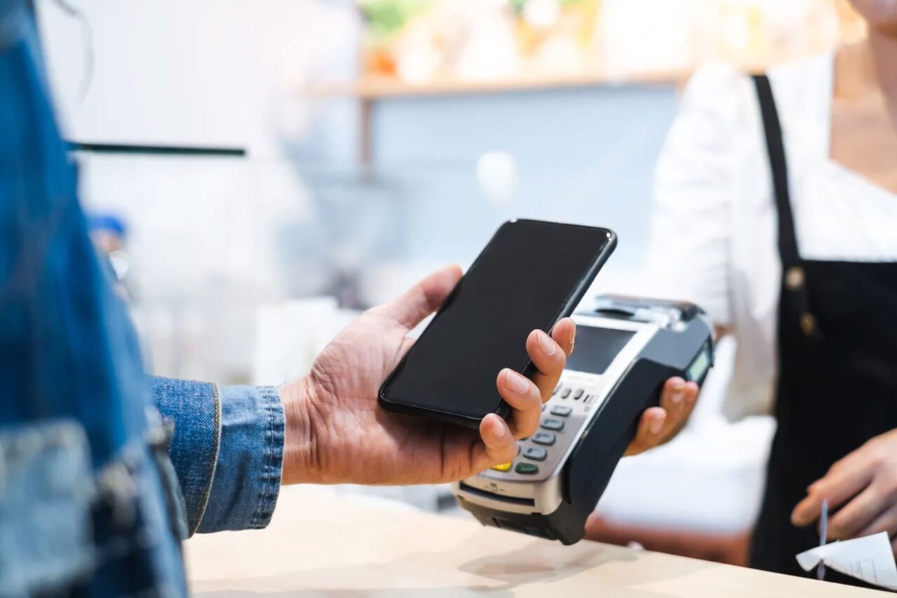 Global Consumer Mobile Payments Market Reach $15.8 Bn by 2026