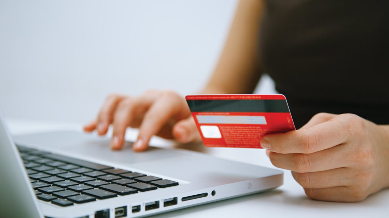 Fintech-as-a-Service Market Size Worth $949.49 Billion by 2030