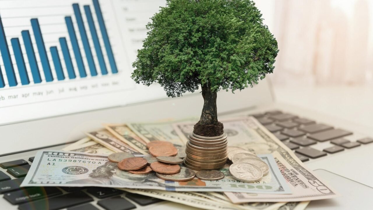 Tredway Adds Victoria Tran to Investments Team