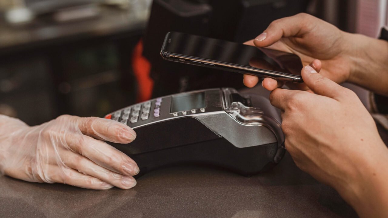 Chime Launches PayTV™ for Real-Time Payroll Visibility