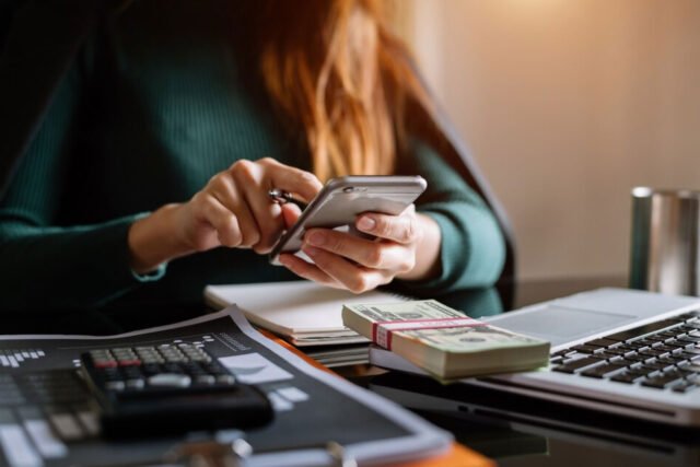 FIS Named Overall Leader in Digital Issuance by Javelin