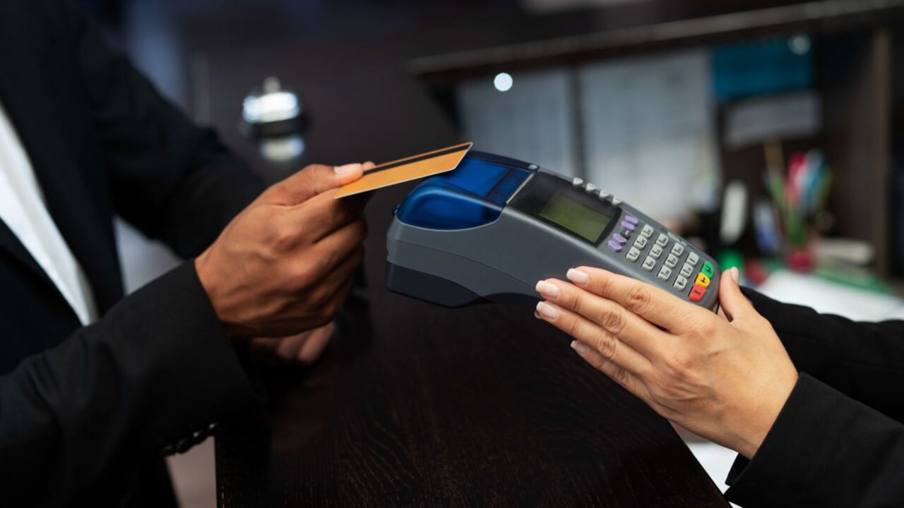 Finmo Secures UK EMI Licence, Expands Global Payments Reach