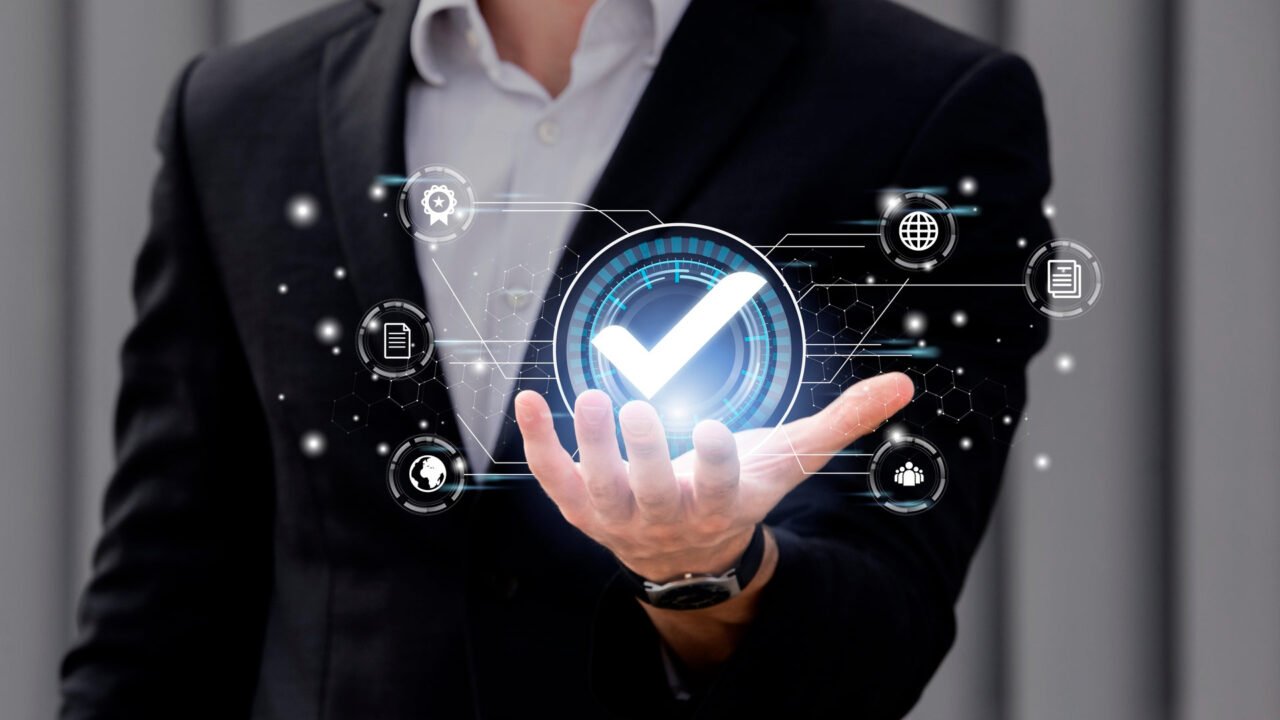 Xlence Integrates Trading Central, Trusted by 100M Investors