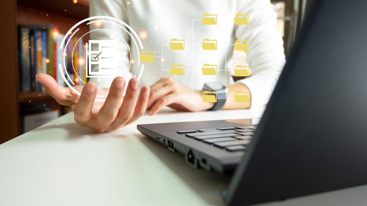 AI-Powered Experian Assistant Boosts Model Risk Management