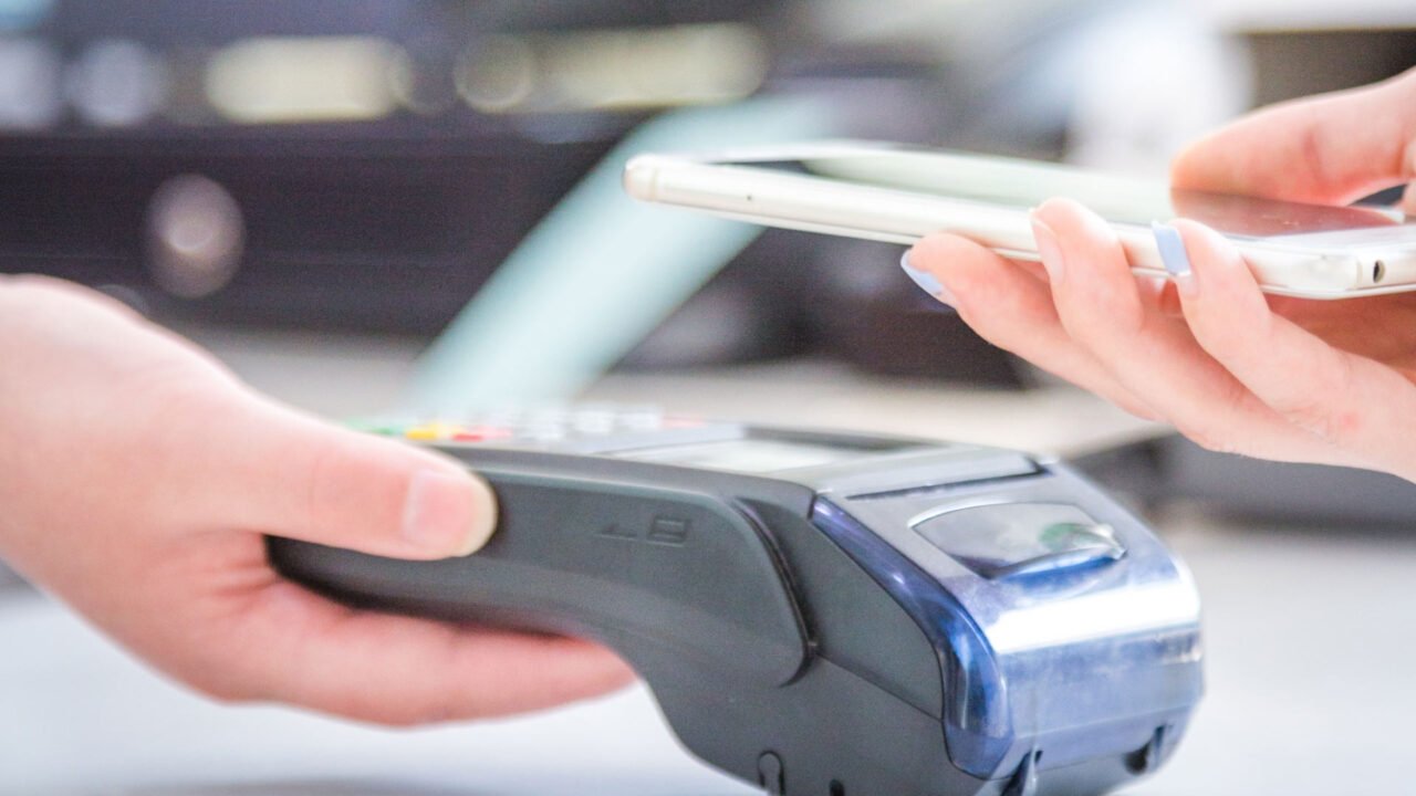 Accountants Turn to ezACH for Faster Client Payments