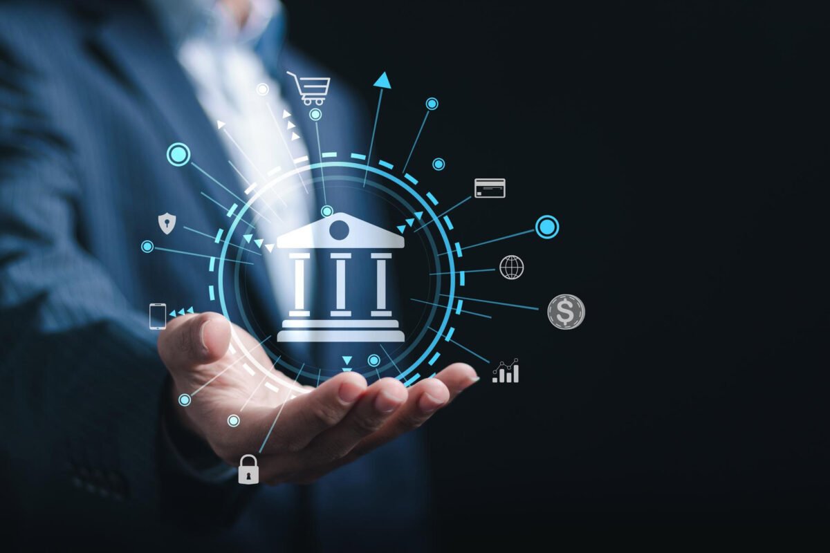 Apiture Wins 2025 Finovate Awards “Best SMB/SME Banking Solution