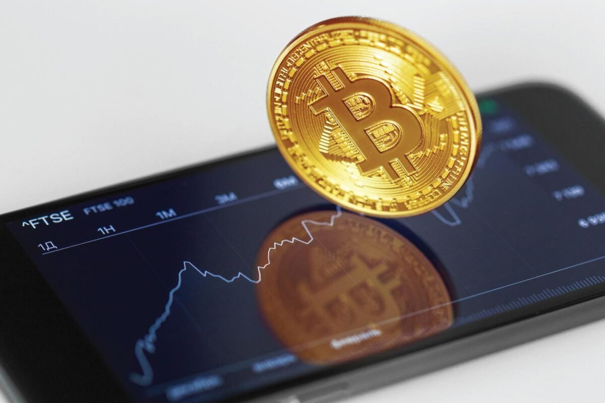 PayPal Invests in Stable to Boost PYUSD Utility & Reach