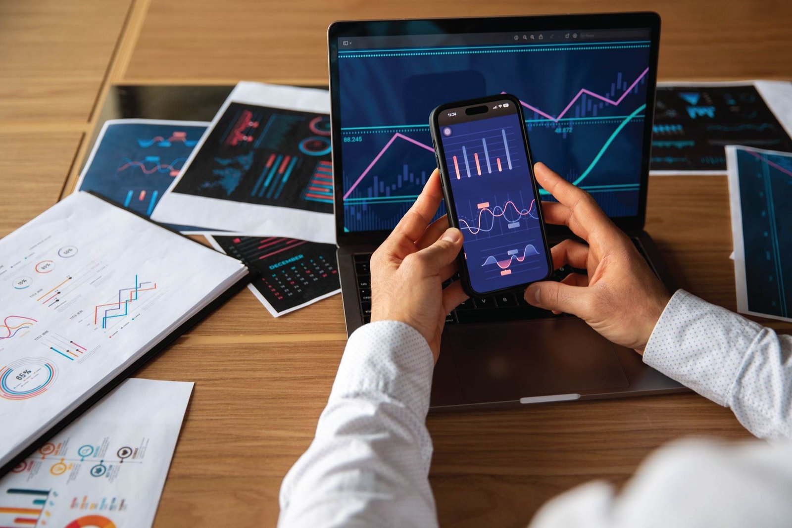 WhippleWood Joins Money Forward Partners to Boost Accounting Tech