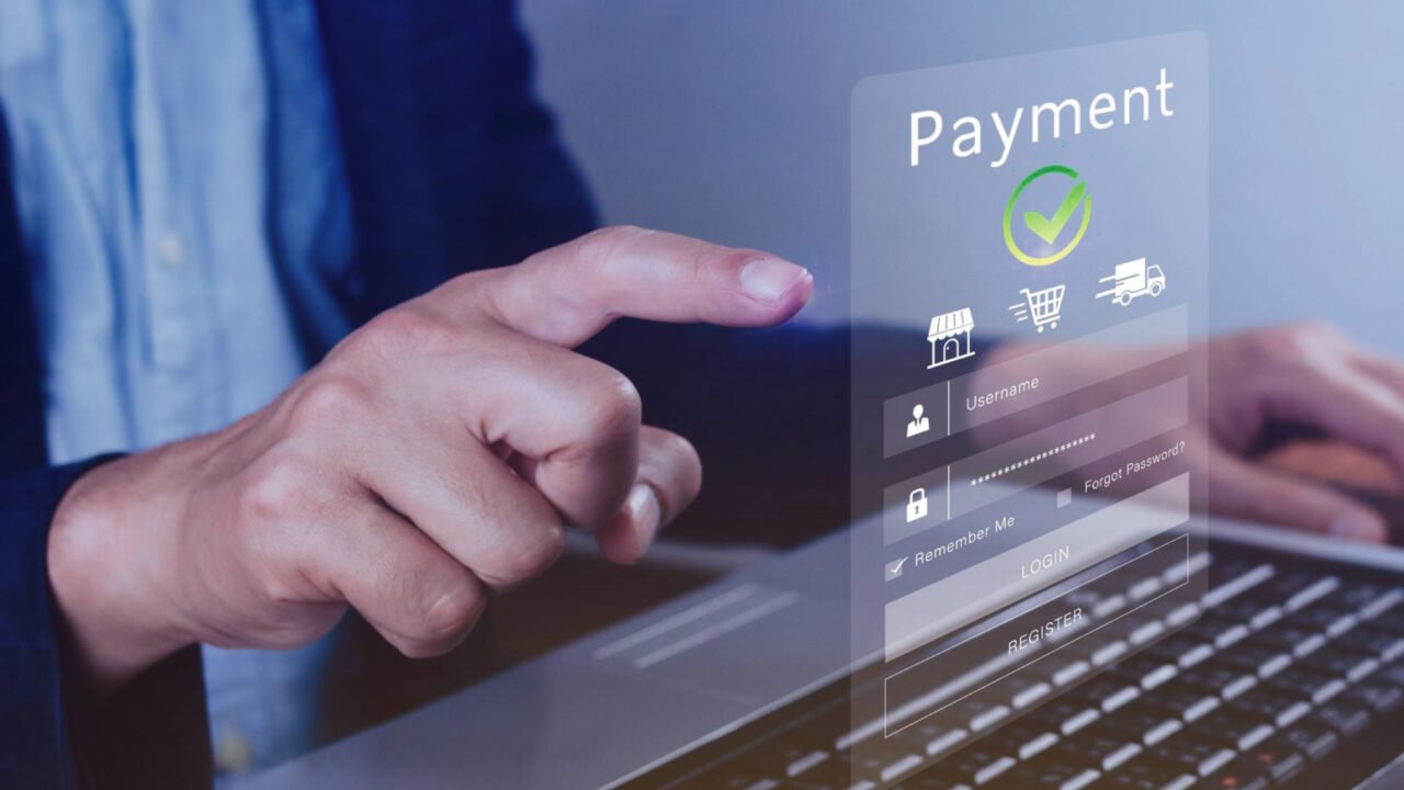 BLAQclouds Launches ApolloCASH on December 20