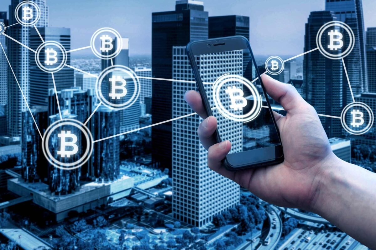 The Big Crypto Deception: Why Most ‘Decentralized’ Currency is Controlled by Centralized Giants