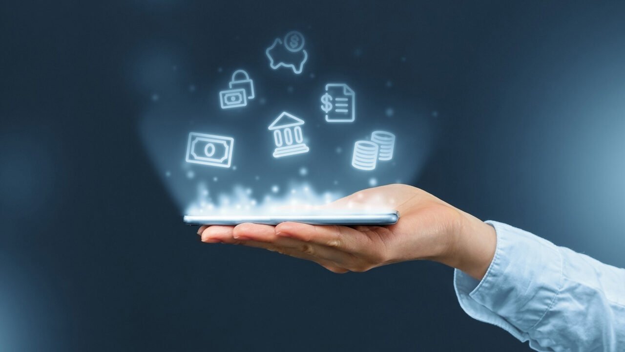 Titan Appoints Former Comptroller of the Currency Blake Paulson to BOD