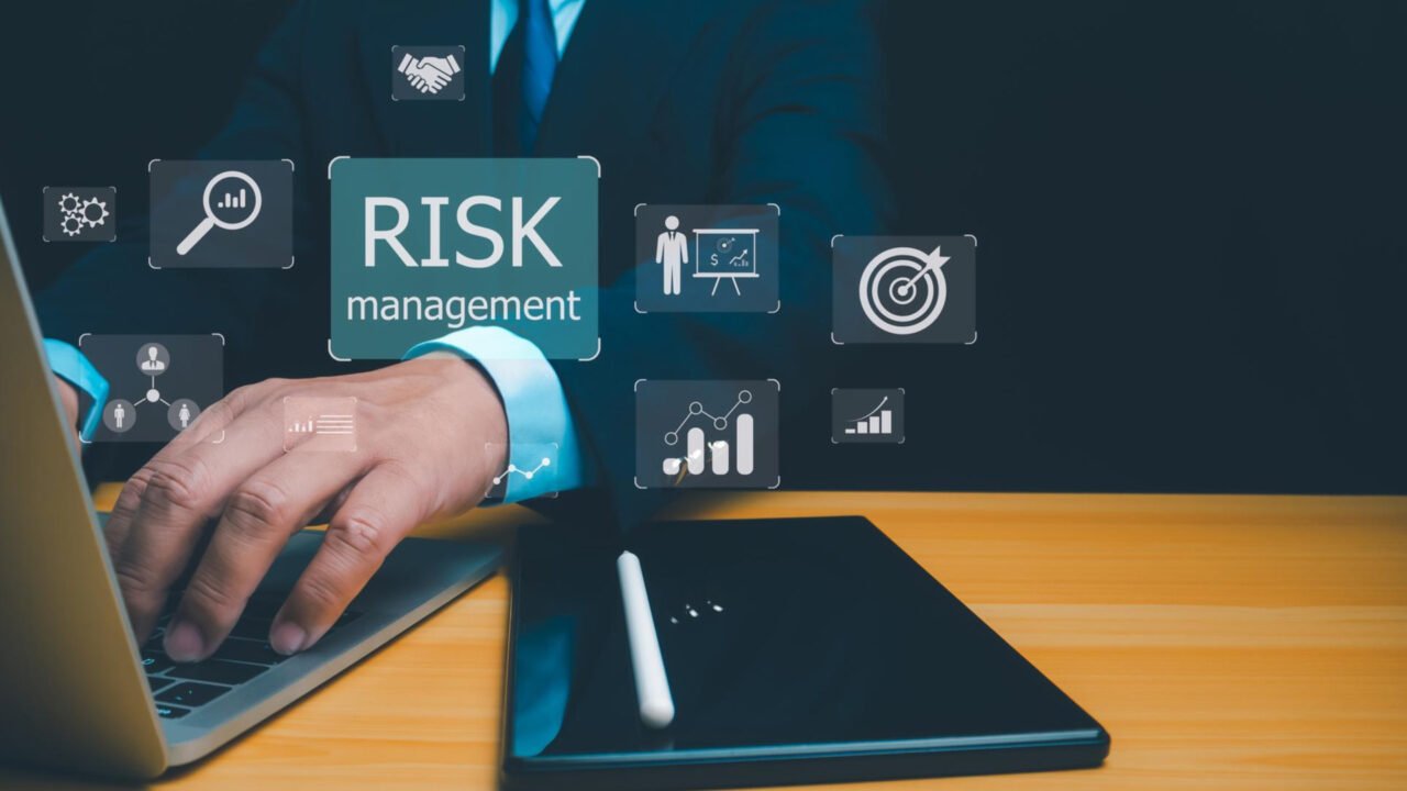 FIS Launches 24/7 AI Assistant to Ease Risk Models Management