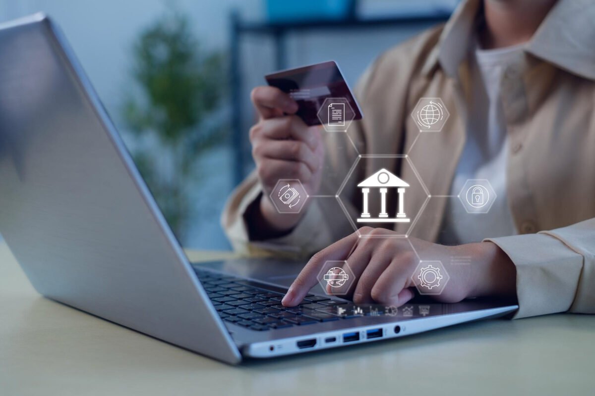 KlariVis: 9 in 10 of Community Banks Link Deposit Pathways to Coinbase KlariVis: 9 in 10 of Community Banks Link Deposit Pathways to Coinbase