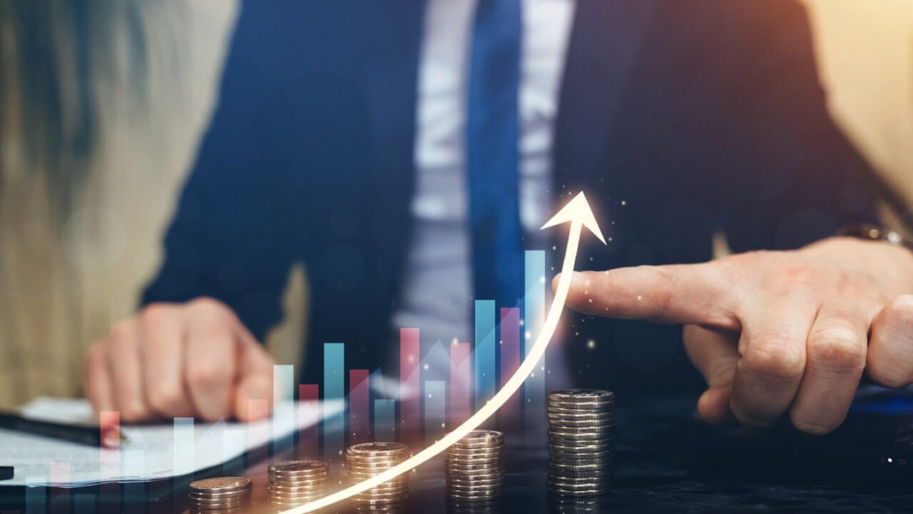 Invesco and Superstate Boost Institutional Tokenization via USTB Partnership