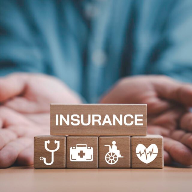 Simply Business Earns SMB InsurTech Award from FinTech Breakthrough