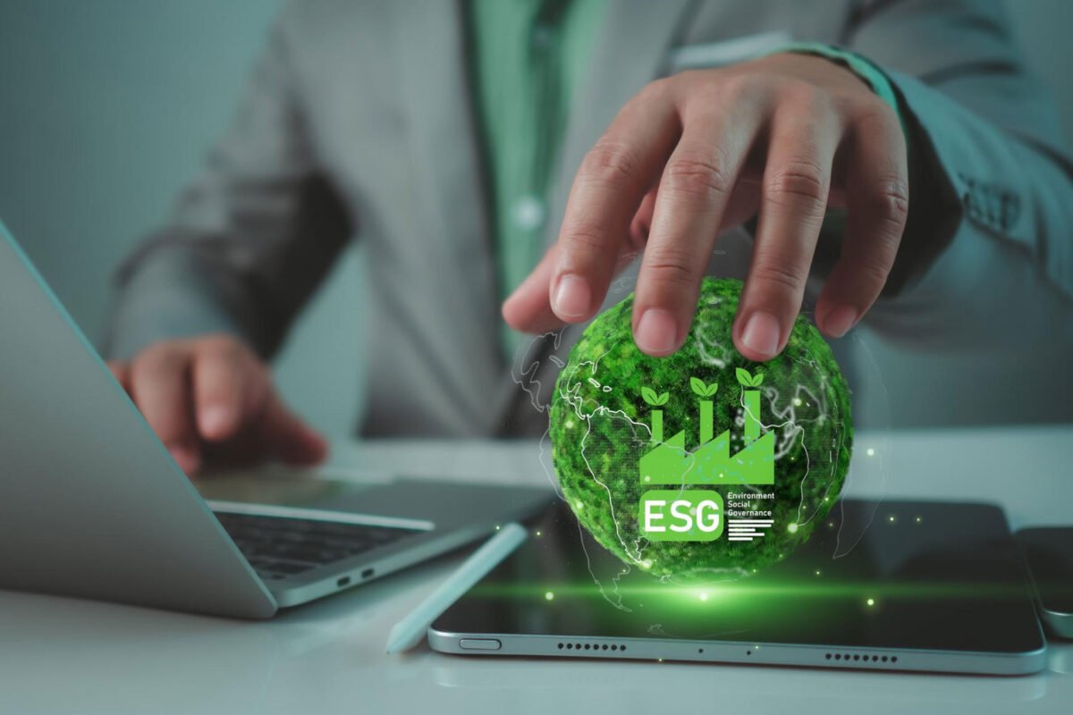 Sustainability in Fintech Surges Amid ESG Demands Sustainability in Fintech Surges Amid ESG Demands