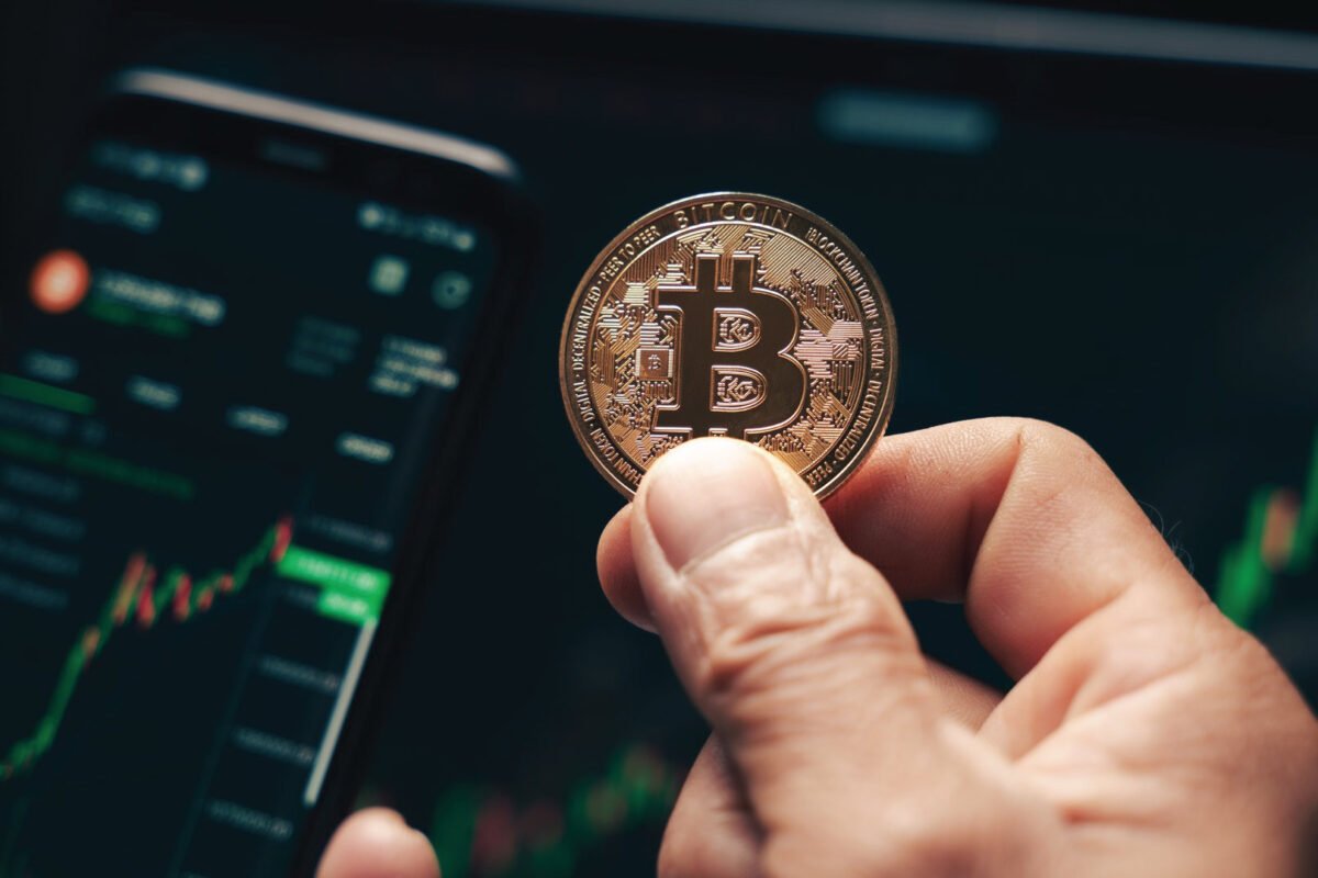 Bitcoin Bancorp Launches Bitcoin ATM Network in California Bitcoin Bancorp Launches Bitcoin ATM Network in California