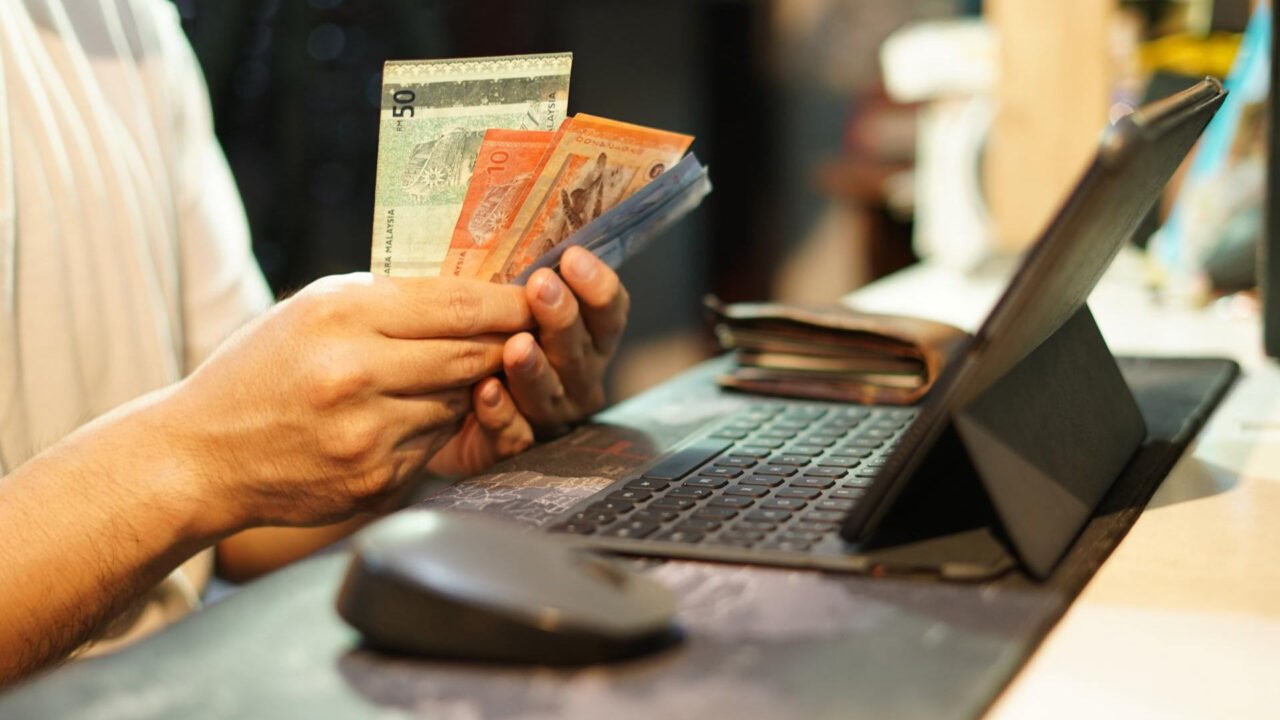 FreshBooks expands lending for faster small business funding