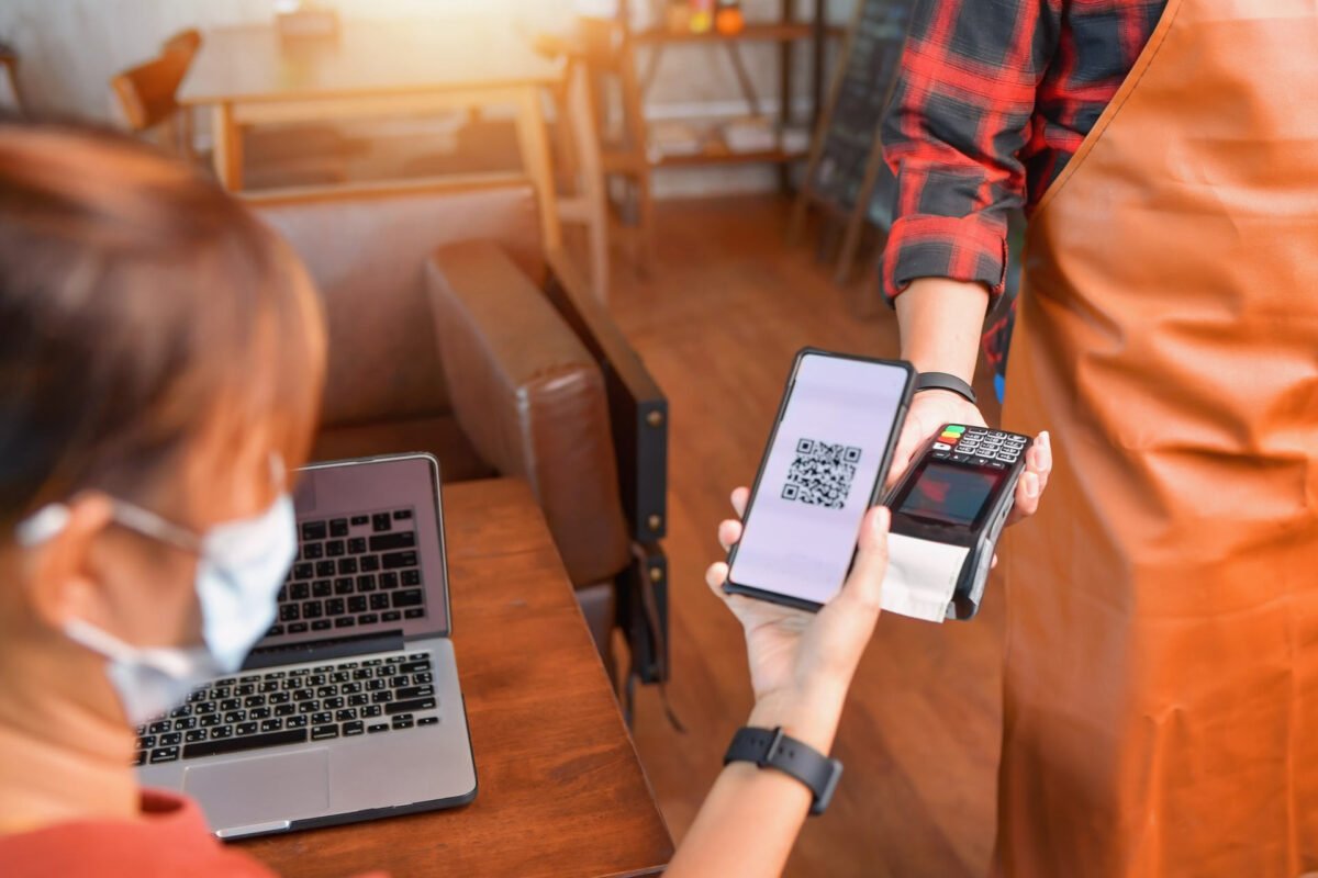 How Mobile Payments and FinTech Are Empowering the Unbanked