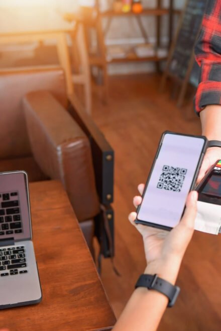 How Mobile Payments and FinTech Are Empowering the Unbanked