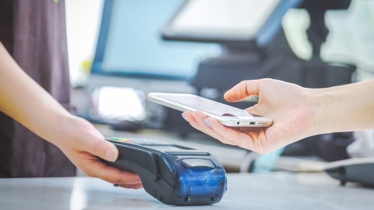 Experian Link Adds Real-Time Debit Card Verification
