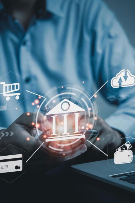 Latinia Identifies a Growing Governance Gap in Critical Banking Comms