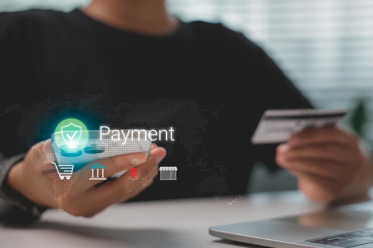 Inter Unveils Wearables in U.S., Taking Banking Beyond the Phone