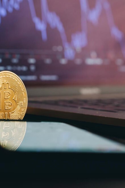 MNEE Pay Survey: Stablecoin Use Grows, Spending Lags