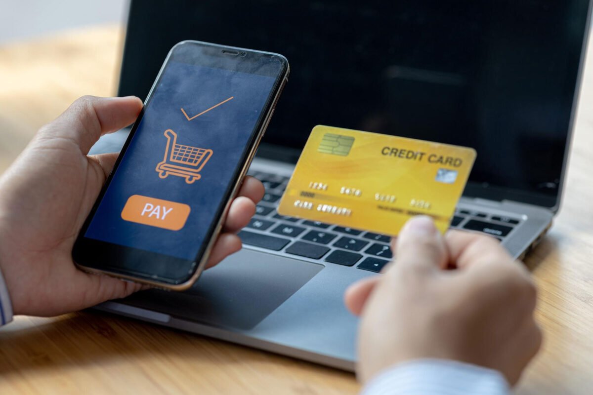 Swift Readies Blockchain Ledger for Global Payments Swift Readies Blockchain Ledger for Global Payments